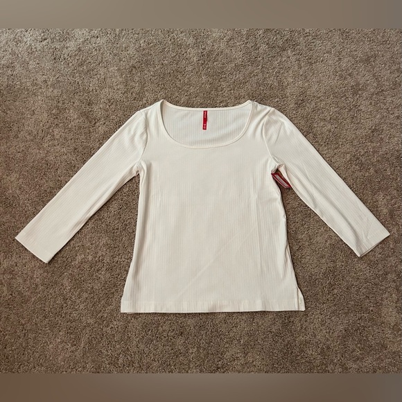 NWT SPANX *GREAT PRICE* Powder Scoop Neck Ribbed Top, Size MEDIUM - Picture 7 of 16